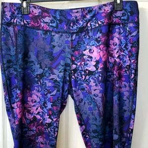 Danskin cropped leggings